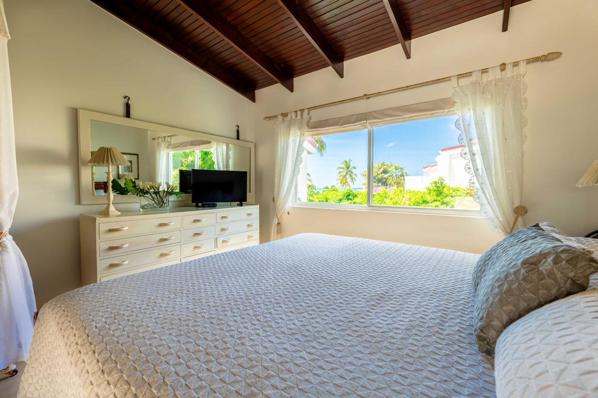 Antigua Village Beach Resort Dickenson Bay Εξωτερικό φωτογραφία